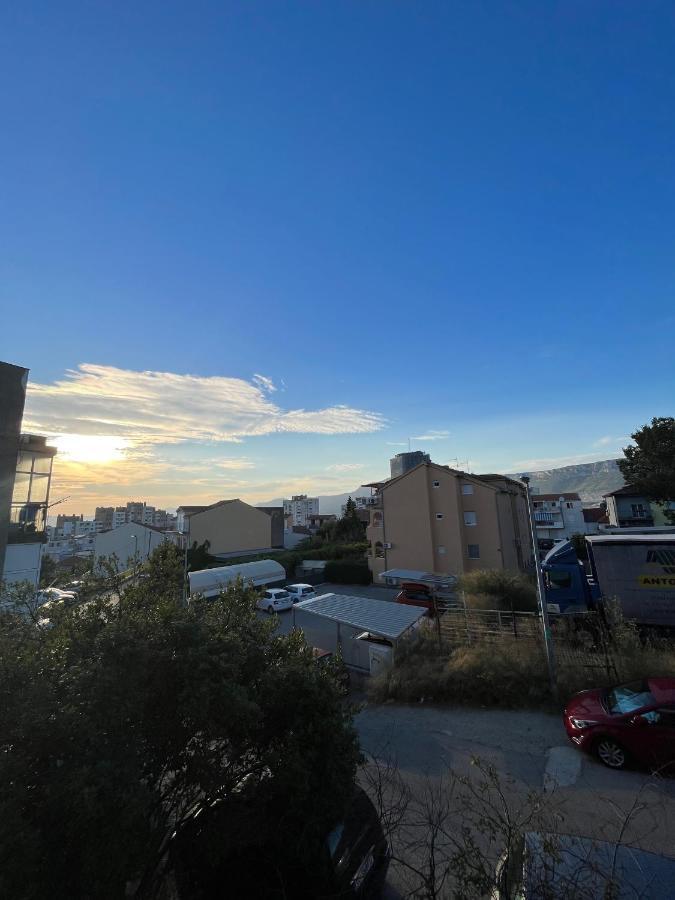 Tim Apartament