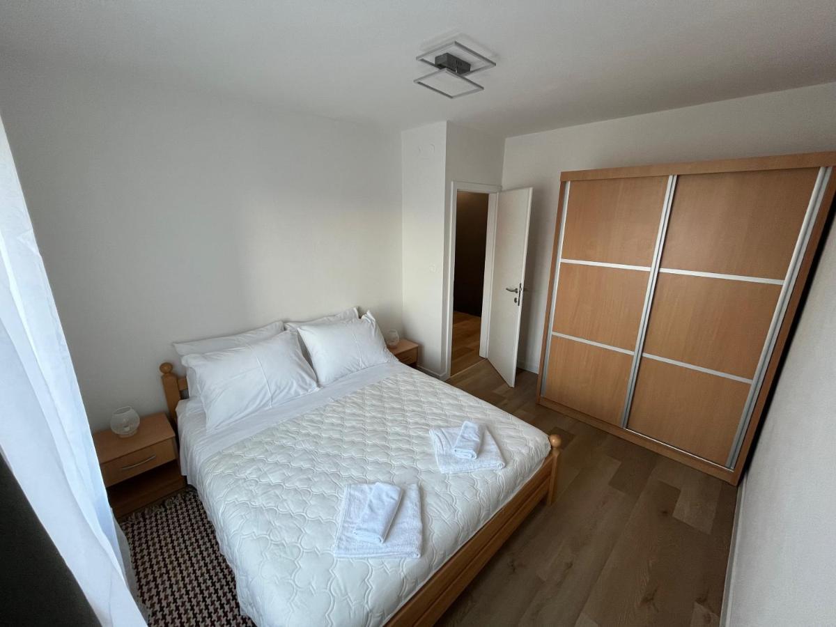 Tim Apartament